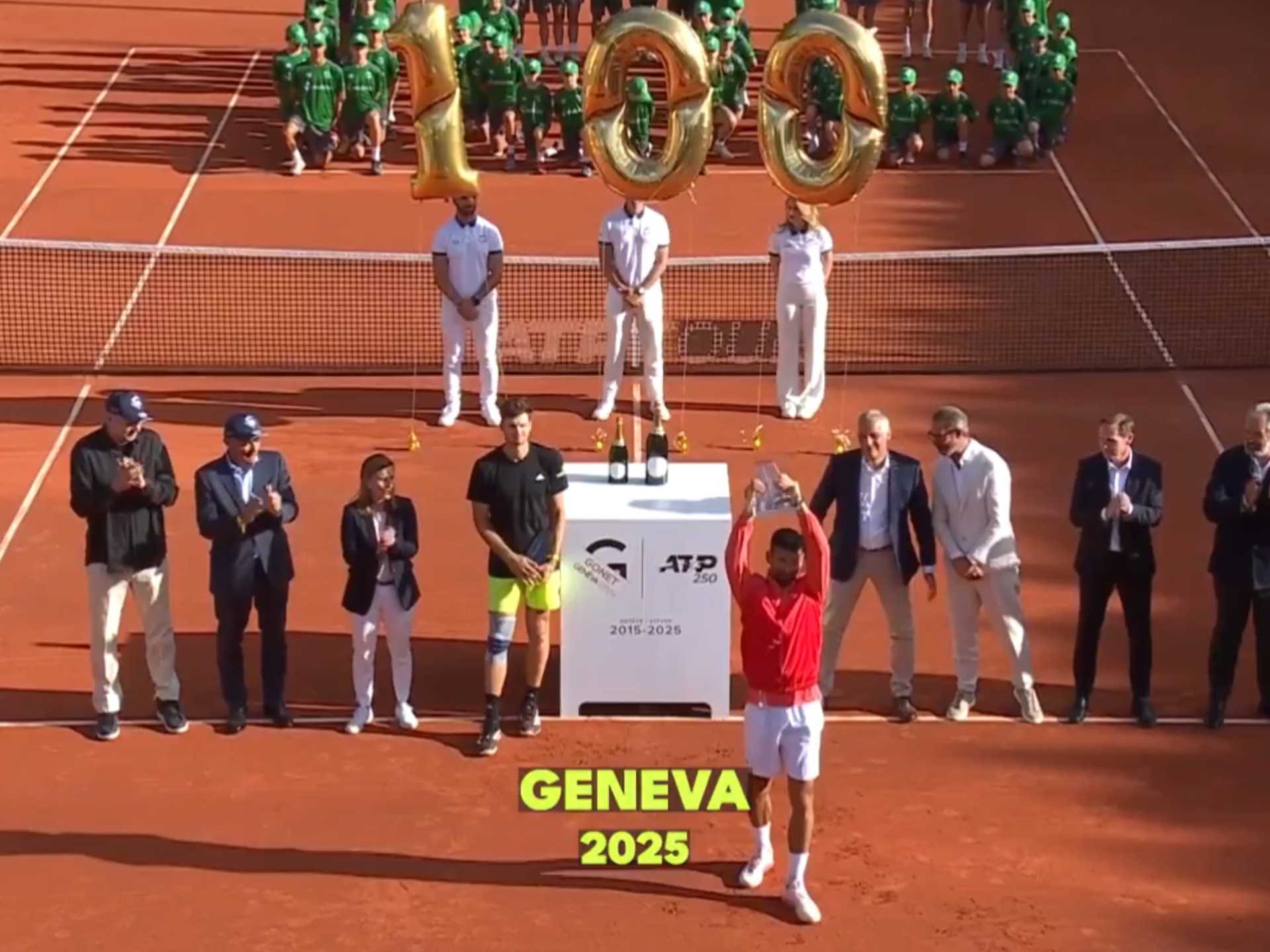 关于西班牙网球队力克日本网球队，德约科维奇关键制胜的信息