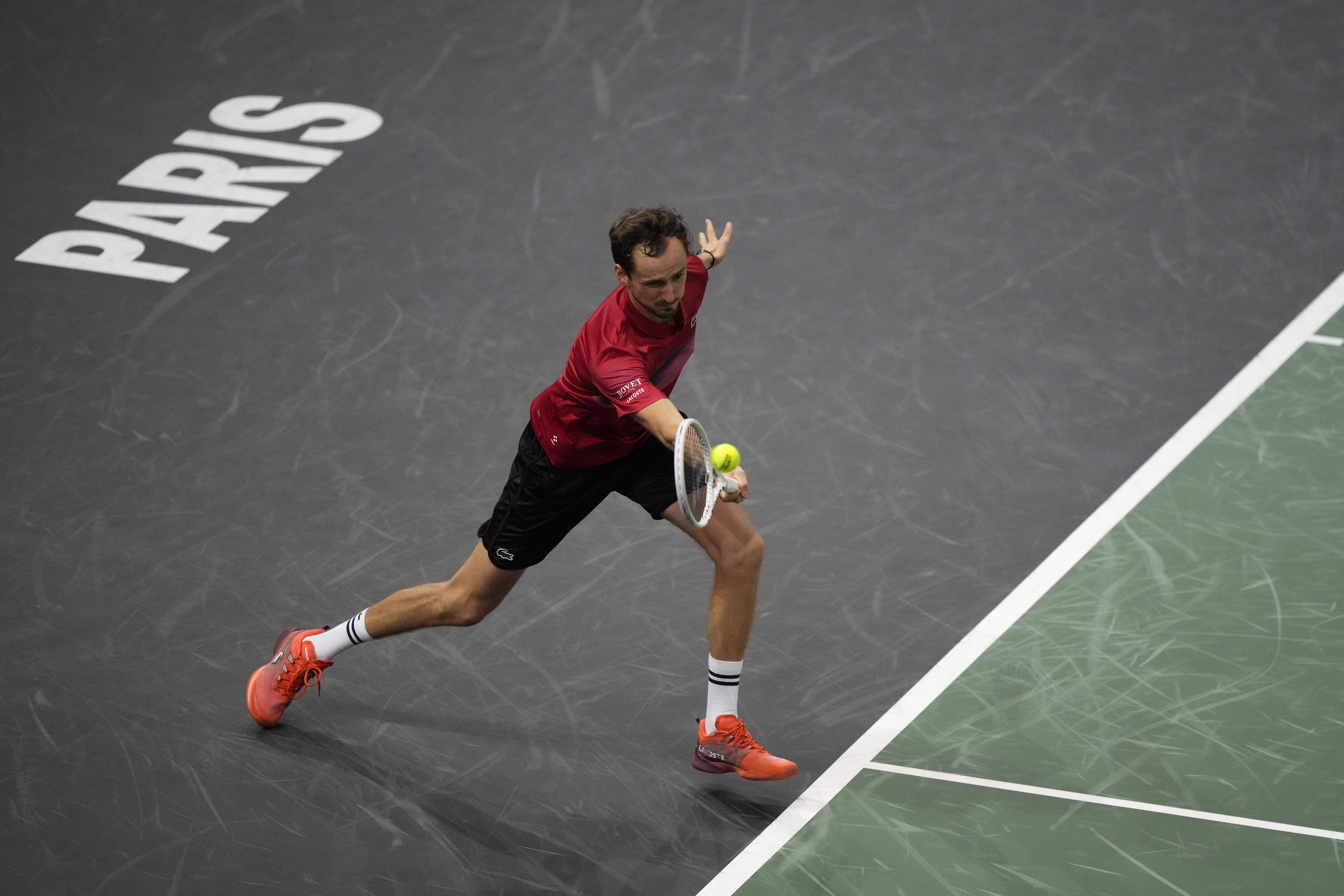 世界网球队绝杀法国网球队,梅德韦杰夫绝境逆转的简单介绍 世界网球队绝杀法国网球队,梅德韦杰夫绝境逆转的简单介绍