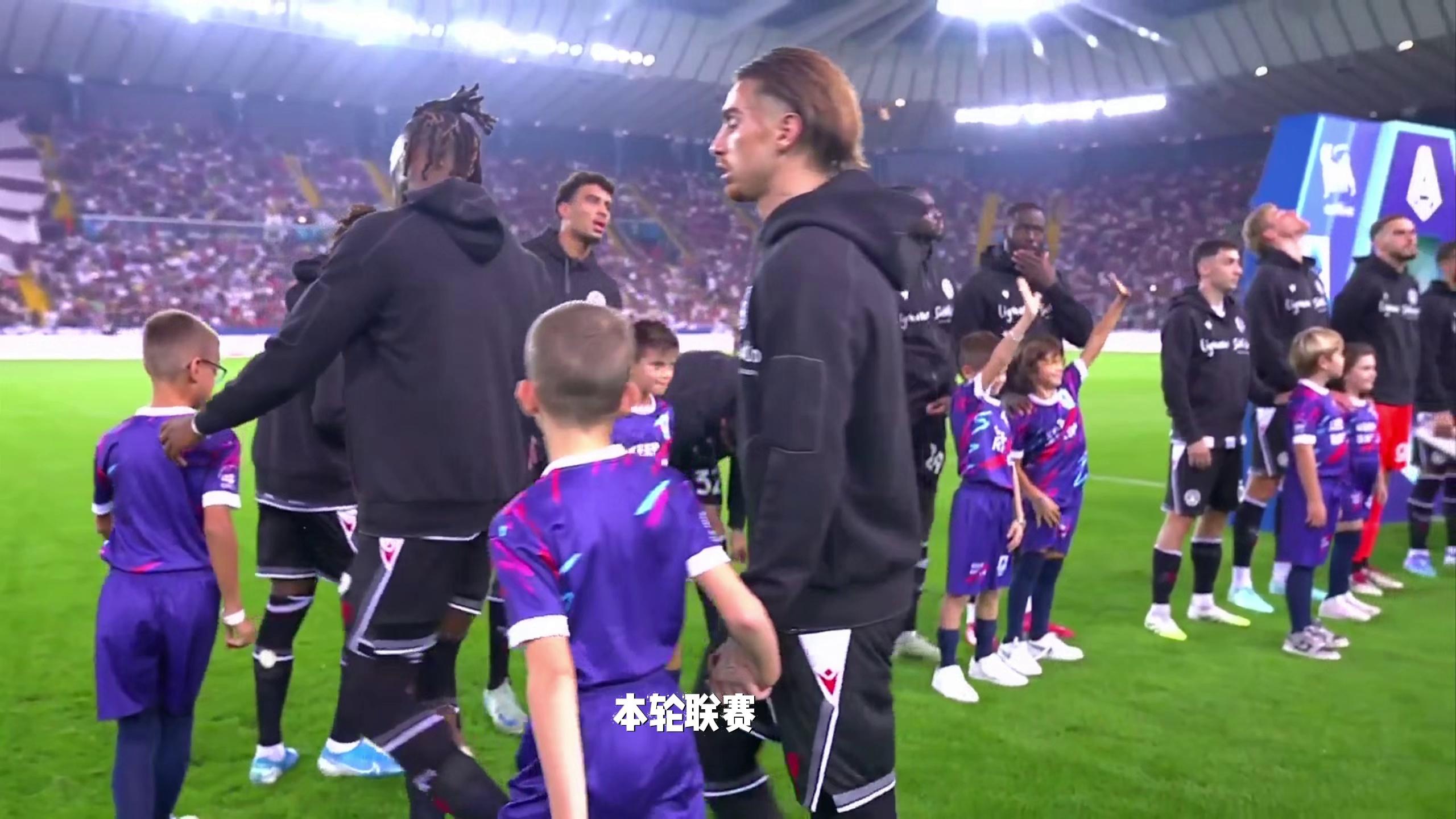 秘鲁爆冷马赛，莫德里奇制霸全场