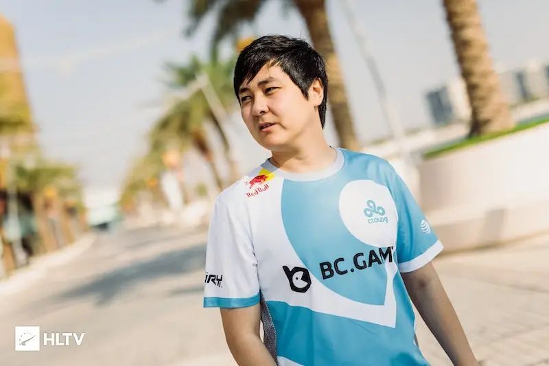 Vitality轻取C9，Caps一己之力扛起全队