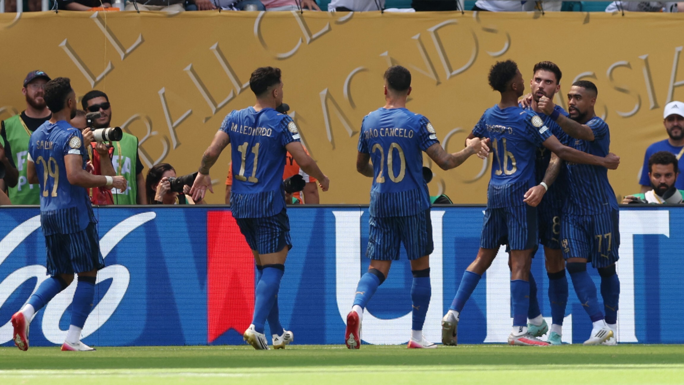 马赛惨败客场，卫冕冠军落后争冠的简单介绍