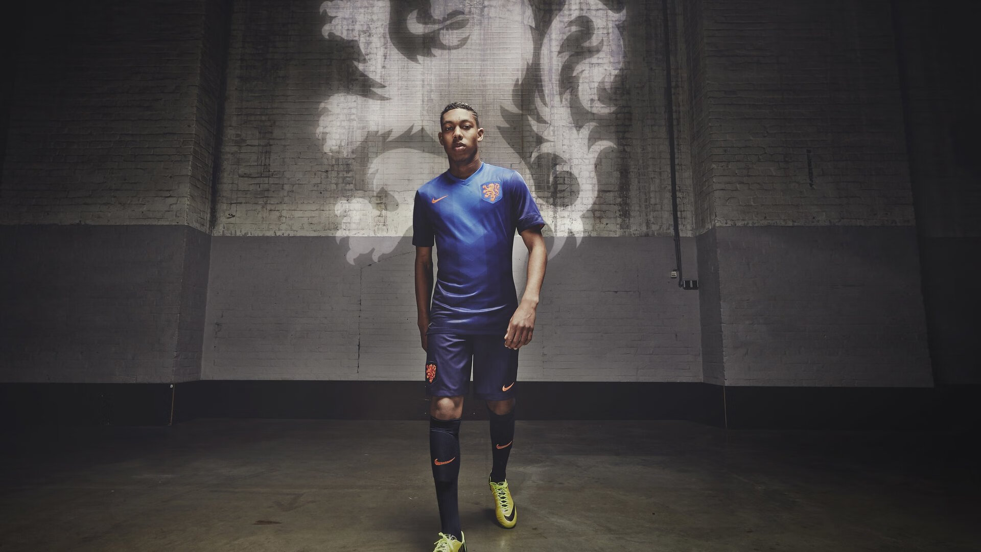 跨界主宰时刻，从爱德华兹英超争冠接管，到灰熊末节带走火箭的胜利哲学