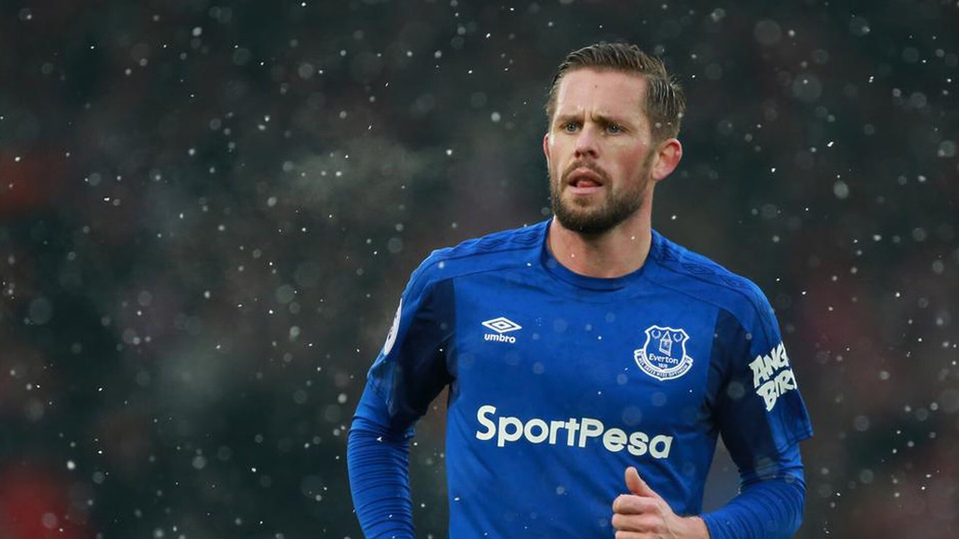 迪马利亚冠军级表现闪耀友谊赛，比利时与智利激战背后的战术启示